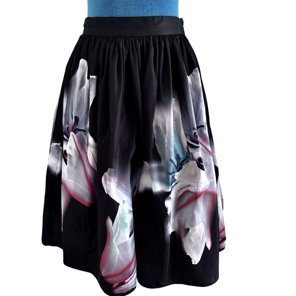 Vintage Y2K Bebe Black Satin Floral Full Skirt Pinup Pleated